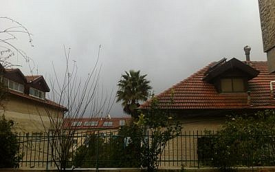 You can't see it, but there are snow flakes in that grey! Jerusalem, five minutes ago. (photo credit: KRH) You can't see it, but there are snow flakes in that grey! Jerusalem, five minutes ago. (photo credit: KRH)