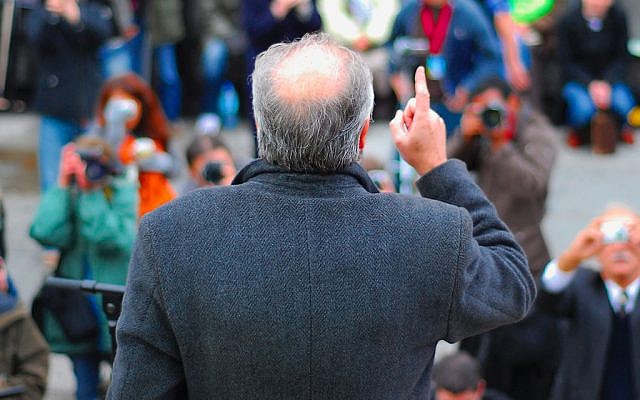 George Galloway speaking at a London rally in 2007. (photo credit: CC BY DavidMartynHunt, Flickr)