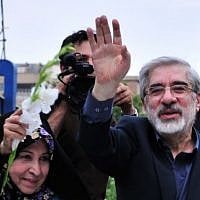 Iranian opposition leader Mir Hossein Mousavi at a rally in Tehran, 2009 (photo credit: CC BY-Hamed Saber/Wikimedia Commons)