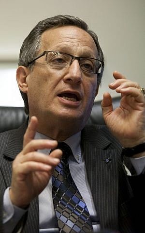 Guillermo Borger, president of the Jewish community center AMIA, speaks to The Associated Press in Buenos Aires, Argentina, Friday, Feb. 8, 2013. Argentine Jewish organizations rejected on Thursday, Feb. 7, 2013, a plan announced by Argentine President Cristina Fernandez to establish a truth commission with Iran to clarify the 1994 terrorist attack against AMIA that killed 85 people. In the past, Argentine prosecutors had blamed Iran for the attack. (AP Photo/Victor R. Caivano) Guillermo Borger, president of the Jewish community center AMIA, speaks to The Associated Press in Buenos Aires, Argentina, Friday, Feb. 8, 2013. Argentine Jewish organizations rejected on Thursday, Feb. 7, 2013, a plan announced by Argentine President Cristina Fernandez to establish a truth commission with Iran to clarify the 1994 terrorist attack against AMIA that killed 85 people. In the past, Argentine prosecutors had blamed Iran for the attack. (AP Photo/Victor R. Caivano)