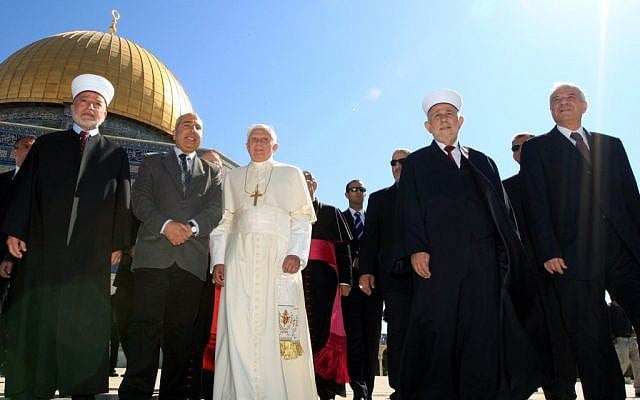Pope Benedict XVI (C) walking with Muslim and Christian religious leaders during a visit to the Al-Aqsa Mosque compound in Jerusalem's Old City, May 12, 2009 (photo credit: Atta Awissat/GPO/Flash90) Pope Benedict XVI (C) walking with Muslim and Christian religious leaders during a visit to the Al-Aqsa Mosque compound in Jerusalem's Old City, May 12, 2009 (photo credit: Atta Awissat/GPO/Flash90)