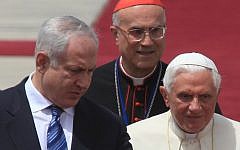 Pope Benedict XVI with Prime Minister Benjamin Netanyahu during an official departure ceremony at Ben-Gurion International Airport near Tel Aviv, Friday, May 15, 2009 (photo credit: Nati Shohat/Flash90)