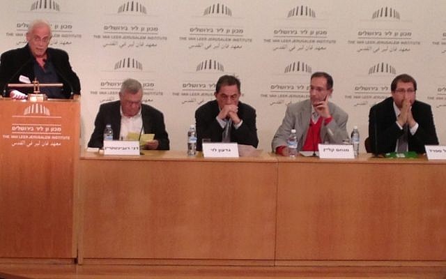 Members of the panel discussing whether Israel is or could become an apartheid state, Feb 20, 2013. From left: Amiram Goldblum (who introduced the event); Danny Rubinstein (moderator); Gideon Levy; Menachem Klein, and Michael Sfard. (photo credit: Raphael Ahren/Times of Israel)