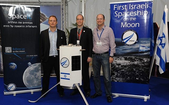 Three of SpaceIL's founders -- Yariv Bash, Yonatan Winetraub, and Kfir Damari -- with a model of the spacecraft they propose to send to the moon (photo credit: Alon Hadar) Three of SpaceIL's founders -- Yariv Bash, Yonatan Winetraub, and Kfir Damari -- with a model of the spacecraft they propose to send to the moon (photo credit: Alon Hadar)