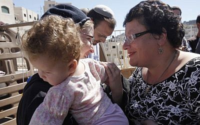 Marina Solodkin visiting residents of Beit Yehonatan in October 2010. Solodkin passed away on Saturday at the age of 61 (photo credit: Miriam Alster/Flash90)