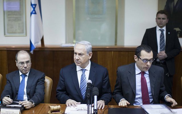 Prime Minister Benjamin Netanyahu speaks at the weekly cabinet meeting at the Prime Minister's Office in Jerusalem (photo credit: Yonatan Sindel/Flash90)