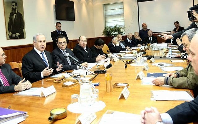 Prime Minister Benjamin Netanyahu opens the weekly Cabinet meeting, likely the last of the 2009-2013 government (photo credit: Miriam Alster/Flash90)