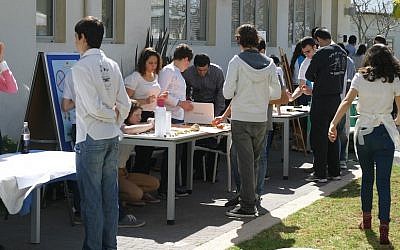 Student groups participating in the JVP event show off their wares (Photo credit: Courtesy)