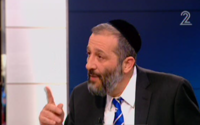 Shas leader Aryeh Deri speaks on Channel 2. (photo credit:  image capture from Channel 2)