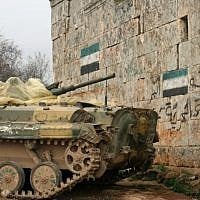 Free Syrian Army tank near the Turkish border (photo: Eliyahu Kamisher) Free Syrian Army tank near the Turkish border (photo: Eliyahu Kamisher)