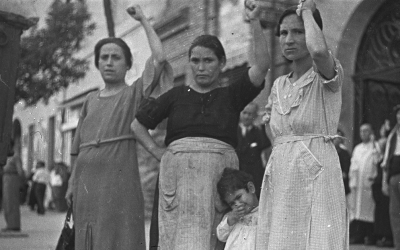 After leaving Hitler's Germany, Jewish photographer Gerda Taro snapped this image at the funeral of Bela Frankl, a Hungarian Jew who died in the Spanish civil war while serving under the name General Lukacs. (Courtesy of the International Center of Photography)
