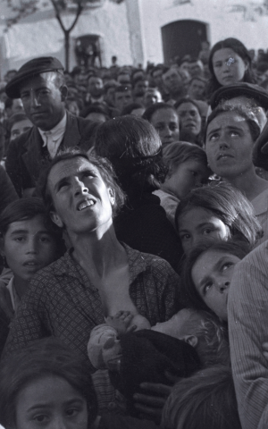 Seymour captured Spaniards at a political rally in Badajoz in 1936. (Estate of David Seymour/Magnum Photos)