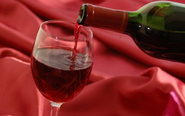 Wine's ubiquity at Jewish celebrations can pose a problem for underage drinking. (Photo credit: CC BY/Uncalno via Flickr.com) Wine's ubiquity at Jewish celebrations can pose a problem for underage drinking. (Photo credit: CC BY/Uncalno via Flickr.com)