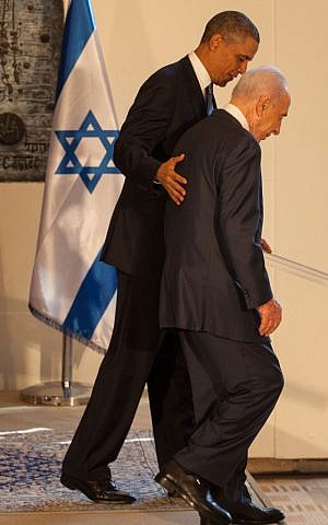 President Shimon Peres and President Barack Obama seen leaving a joint press conference at Peres's residence in Jerusalem on March 20, 2013. (Photo credit: Uri Lenz/FLASH90)