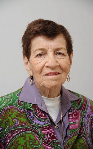 Dina Ostrover (photo credit: courtesy of Yad Vashem)