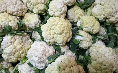 Cauliflower in the market (photo credit: Nati Shochat/Flash 90)