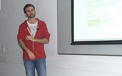 Ron Gura speaking at Ono Academic College (Photo credit: Courtesy)