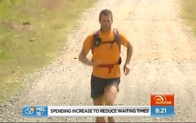 Richard Bowles runs across Australia, 2012 (photo credit: screen capture SunriseOn7/Youtube)