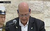 Terror victim representative Pozis-Shahak speaking on Mount Herzl Monday. (Screenshot: Channel 2)