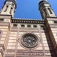The Dohany Synagogue's front (photo credit: Aaron Kalman) The Dohany Synagogue's front (photo credit: Aaron Kalman)
