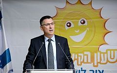 Interior Minister Gideon Sa'ar announced that daylight saving will be extended till the end of October, Wednesday 29, 2013. (photo credit: Courtesy Ministry of Interior)