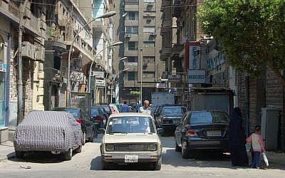 Street scene in downtown Cairo (photo credit: CC BY SA David Evers/Flickr)