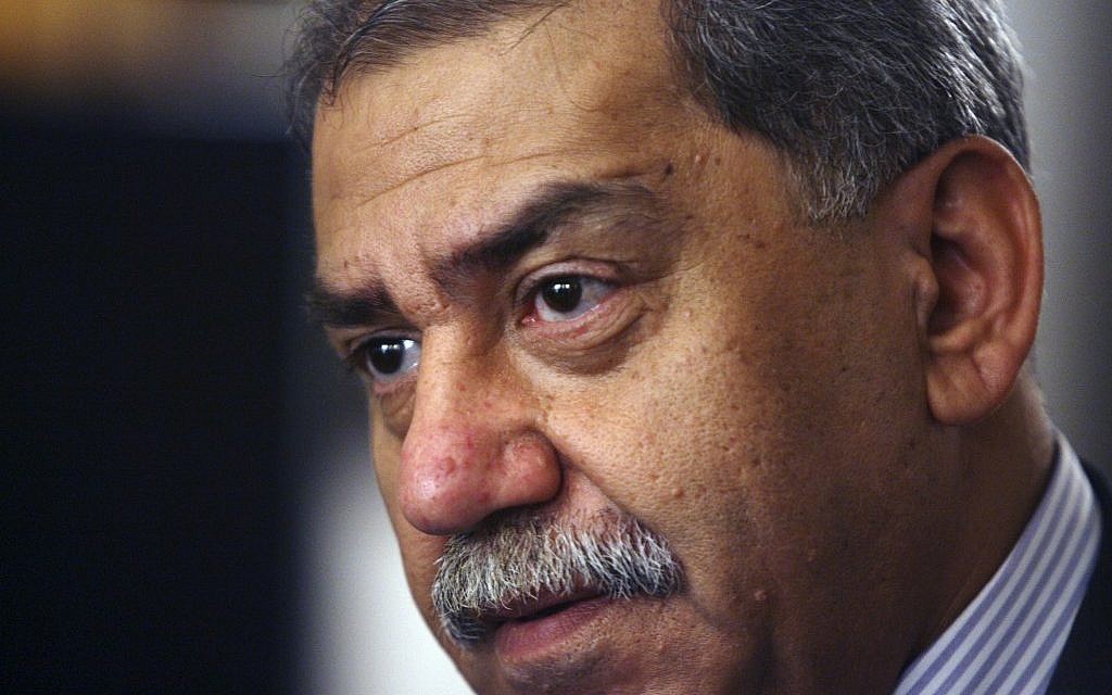 Mithal Al-Alusi in Baghdad, September 2008 (photo credit: AP/Hadi Mizban)
