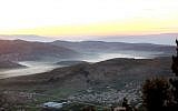 Sunrise over Nablus in 2011 (Moshe Shai/Flash90)