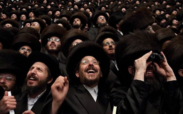 Tens of thousands of ultra-Orthodox Jews from the Belz Hassidic dynasty attend the wedding ceremony of Rabbi Shalom Rokach, the grandson of the Belz Rabbi, to Hana Batya Pener in Jerusalem on May 22, 2013. (Yaakov Naumi/Flash90) Tens of thousands of ultra-Orthodox Jews from the Belz Hassidic dynasty attend the wedding ceremony of Rabbi Shalom Rokach, the grandson of the Belz Rabbi, to Hana Batya Pener in Jerusalem on May 22, 2013. (Yaakov Naumi/Flash90)