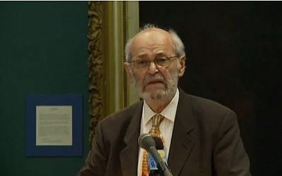 Professor Geza Vermes delivering a lecture at Louisiana State University in September, 2009 (screen capture: YouTube)