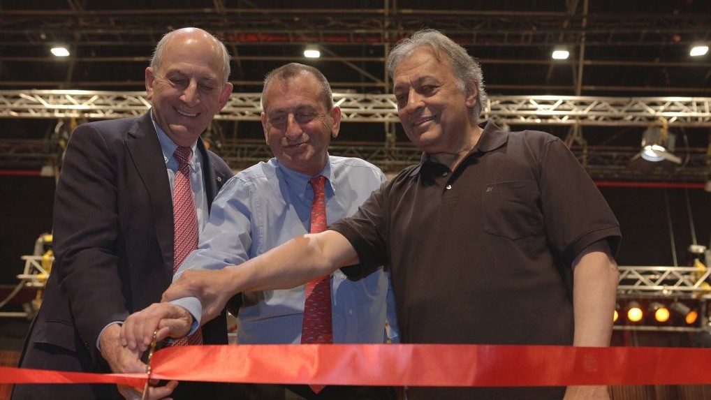 The ribbon-cutting ceremony for the new Charles Bronfman Auditorium, home to the Israel Philharmonic Orchestra, in Tel Aviv. From left: Charles Bronfman, Tel Aviv Mayor Ron Huldai, and the ensemble's Musical Director for Life Zubin Mehta (photo credit: Shai Skiff)