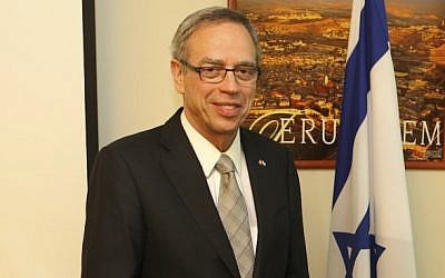 Minister Joe Oliver in Israel, May 2013 (photo credit: Mati Milstein/courtesy Canadian embassy)