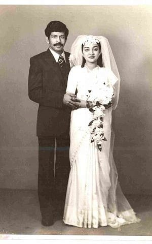 Nirah and Abraham Doodhkar tie the knot at Mumbai’s Magen Hassidim synagogue in 1984. (photo credit: Paul Dharamraj and Ofira Reuben/Times of Israel)
