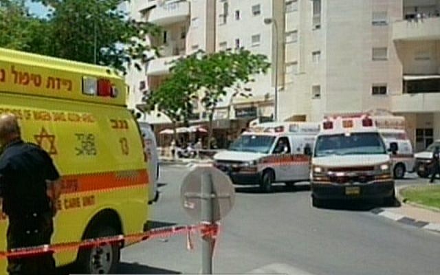 MDA ambulances at the scene of a Beersheba bank robbery, Monday (photo credit: Channel 2 screen capture)