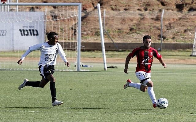 Midfield dynamo Samir Abed Alhi, right (photo credit: Guy Yitzhaki, Hapoel Katamon Jerusalem's website; katamon.co.il) Midfield dynamo Samir Abed Alhi, right (photo credit: Guy Yitzhaki, Hapoel Katamon Jerusalem's website; katamon.co.il)