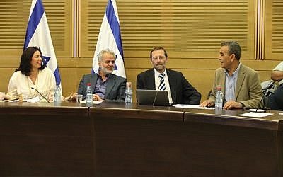 MKs debate the issue of Jewish prayer on the Temple Mount at the Knesset Interior Committee, Wednesday, May 8, 2012 (photo credit: Knesset spokesman)