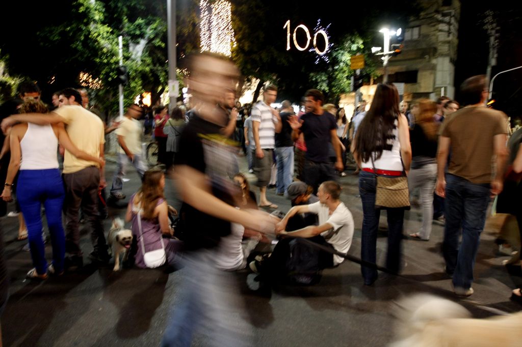 The streets of Tel Aviv on a past White Night (photo credit: Abir Sultan/Flash 90) The streets of Tel Aviv on a past White Night (photo credit: Abir Sultan/Flash 90)