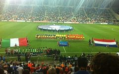 The start of the match between Holland and Italy. (photo credit: Raphael Geller/Times of Israel)