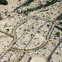 Neat lines in a Jewish cemetery in Haifa (photo: Qanta Ahmed)