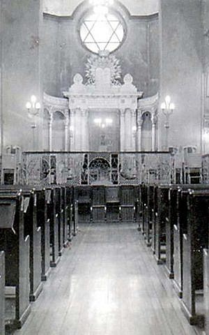 Additional view of the interior of Harbin's Main Synagogue (photo credit: courtesy Dan Ben-Canaan) Additional view of the interior of Harbin's Main Synagogue (photo credit: courtesy Dan Ben-Canaan)