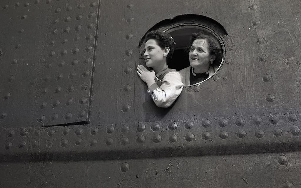 S.J. Schweig's image captures two Jewish women spotting the Promised Land for the first time. (photo credit: Courtesy Israel Museum) S.J. Schweig's image captures two Jewish women spotting the Promised Land for the first time. (photo credit: Courtesy Israel Museum)