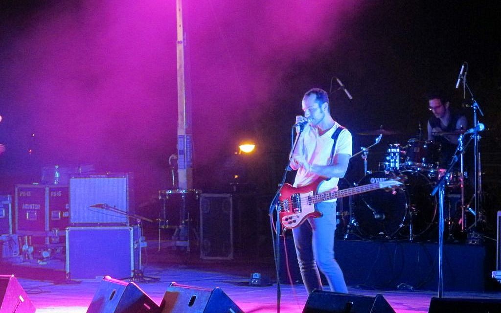 Indie rock band, Electra, performing at the Pisga Garden in Tel Aviv (photo credit: Leeor Bronis/Times of Israel)