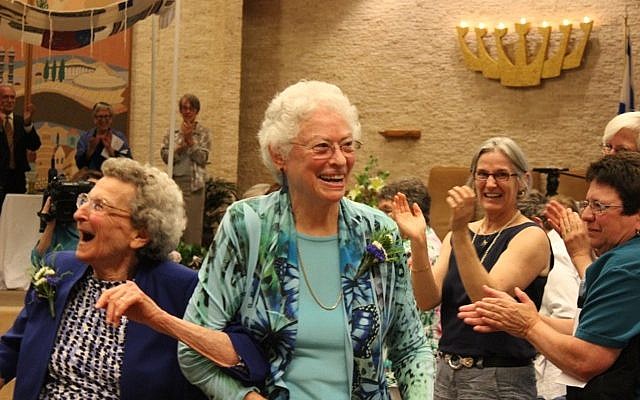 Pearl Berlin (left) and Lennie Gerber rejoice after their marriage ceremony (photo credit: Arlene Gutterman. Courtesy of Pearl Berlin and Lennie Gerber) Pearl Berlin (left) and Lennie Gerber rejoice after their marriage ceremony (photo credit: Arlene Gutterman. Courtesy of Pearl Berlin and Lennie Gerber)