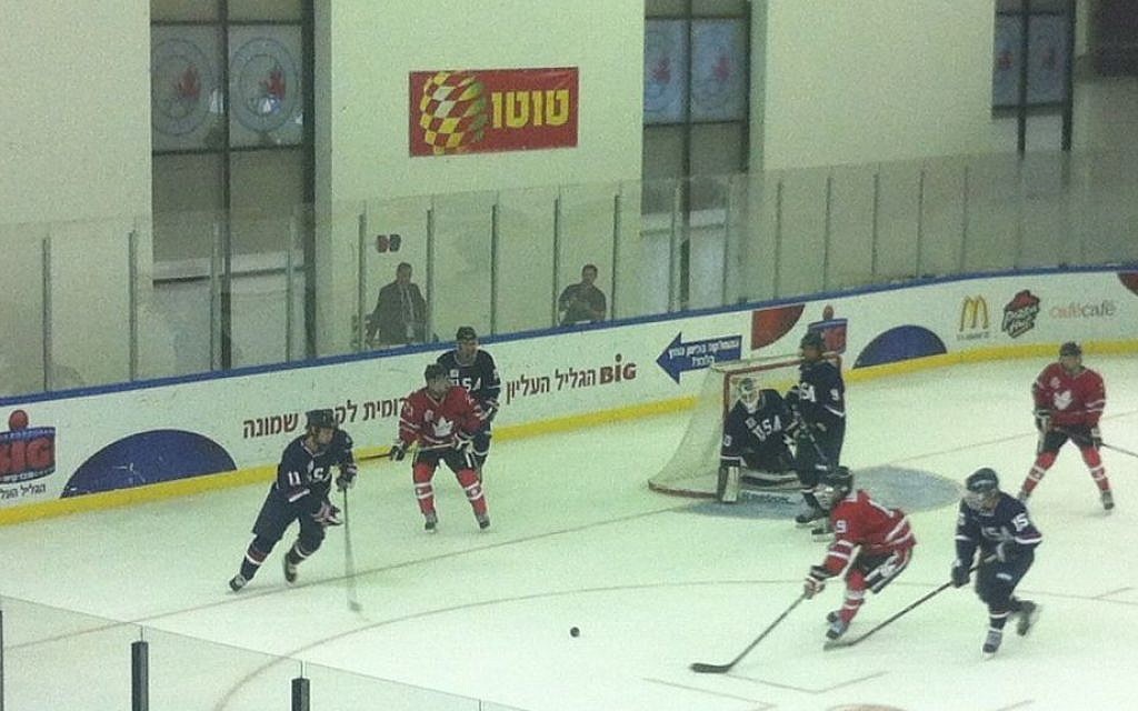 Canada and the US's junior teams battle for gold at the Maccabiah (photo credit: Aaron Kalman) Canada and the US's junior teams battle for gold at the Maccabiah (photo credit: Aaron Kalman)