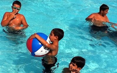 Sun and fun at Meir Panim camps (courtesy photo)