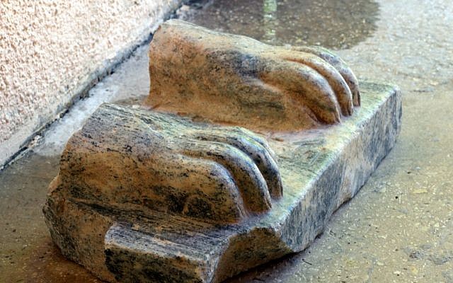 Base of a sphinx statue found by Hebrew University archaeologists at the Tel Hazor excavations in northern Israel. (photo credit: courtesy of archaeologists Amnon Ben-Tor and Sharon Zuckerman) Base of a sphinx statue found by Hebrew University archaeologists at the Tel Hazor excavations in northern Israel. (photo credit: courtesy of archaeologists Amnon Ben-Tor and Sharon Zuckerman)
