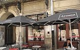Aroma offers outside seating during Poland's brief summer. (photo credit: Nissan Tzur/Times of Israel)
