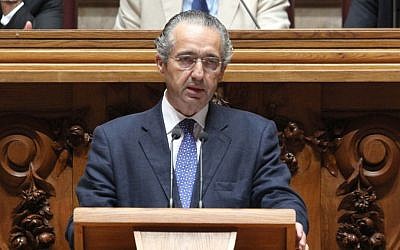 Jose Ribeiro e Castro, who spearheaded the law to naturalize the Jewish descendants of expelled Jews, speaking at the Portuguese parliament. (photo credit: Portugal's National Assembly/JTA)