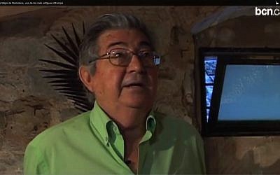 Miguel Iaffa in the Sinagoga Mayor (photo credit: YouTube screenshot)
