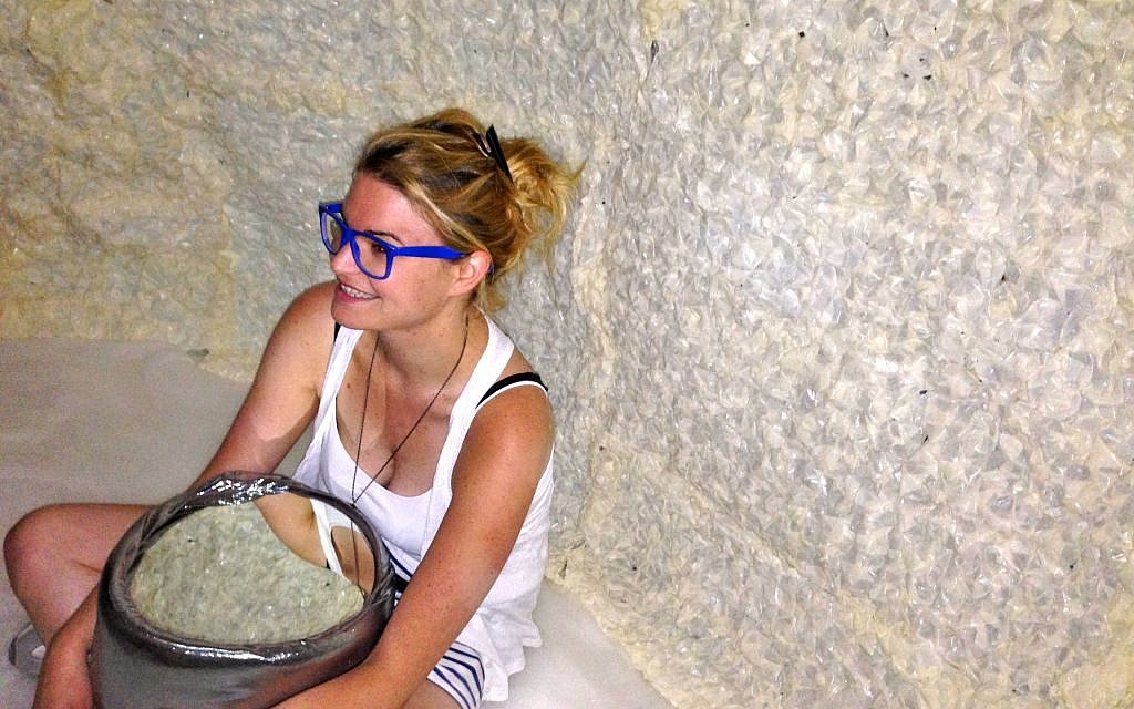 Elinor Sahim in her igloo (photo credit: Nicole Levin/Times of Israel)